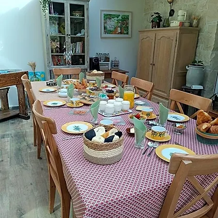 Ferme Du Petit Breuil Bed & Breakfast 3*